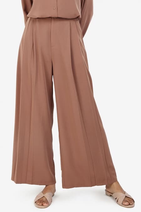 Janaiya Wide Legged Pants - Light Mauve Brown