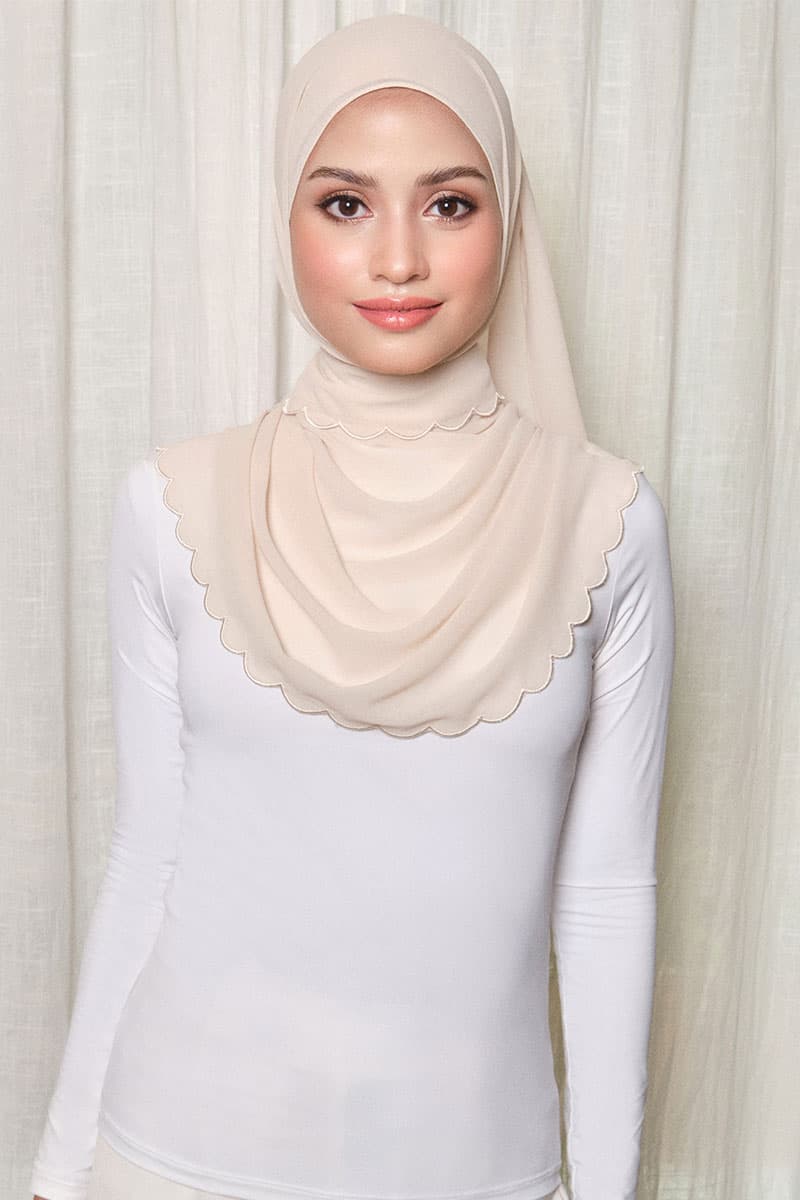 Leily Scallop Chiffon Headscarf - Oat Milk - Image 1