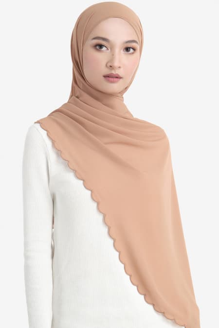 Leily Scallop Chiffon Headscarf - Milk Coffee