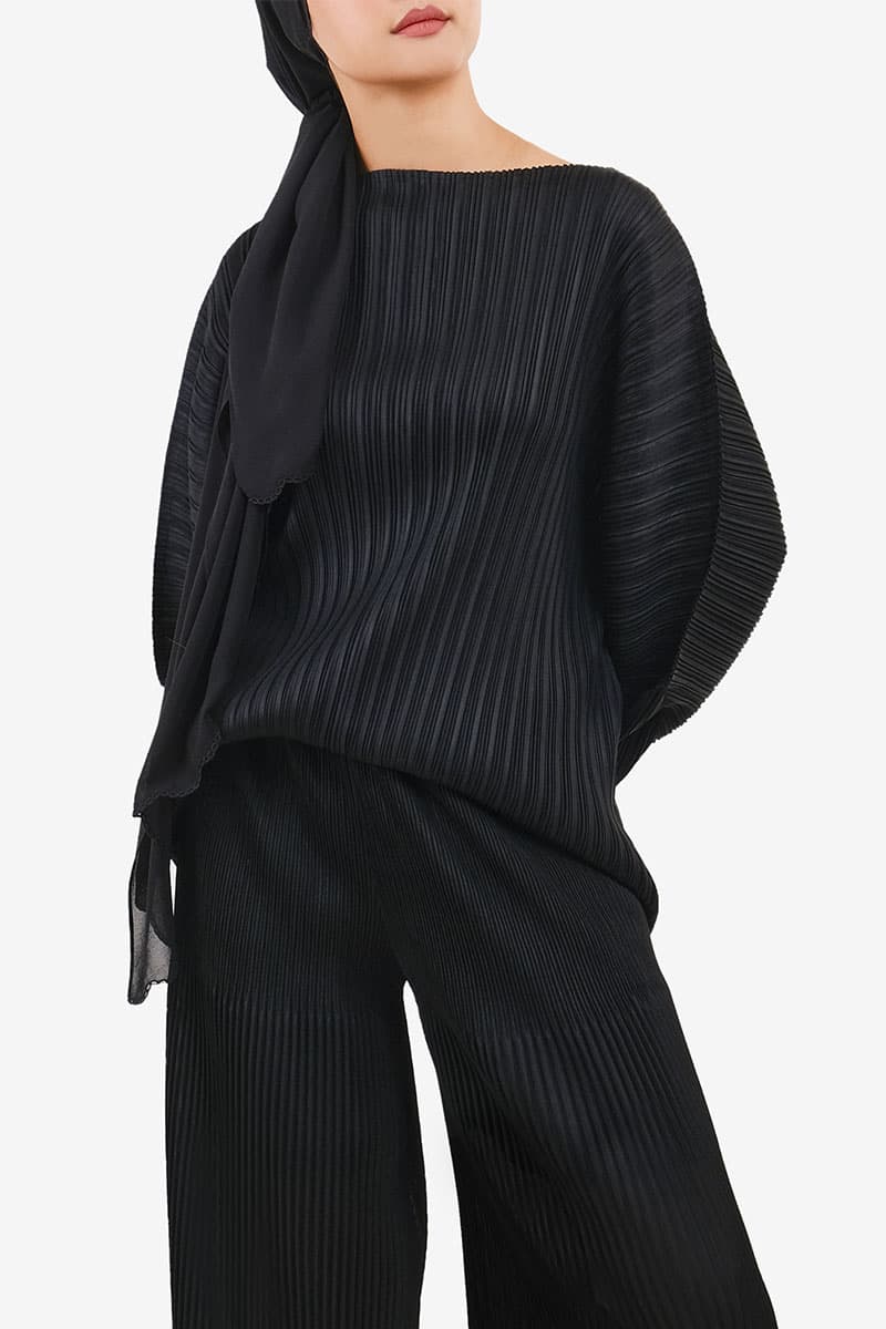 Mayven Pleated Kaftan Blouse - Black - Image 3