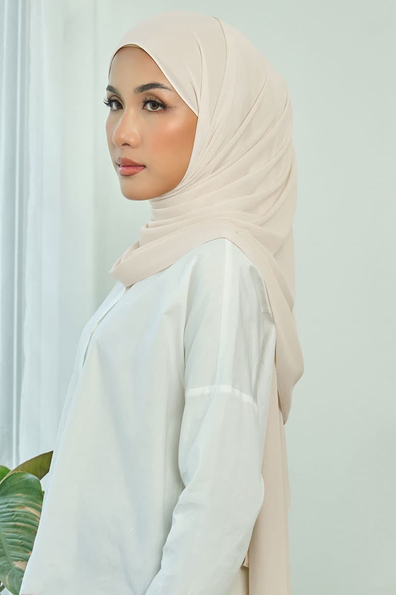 Aida Chiffon Tudung Headscarf - Oat Milk - Image 2