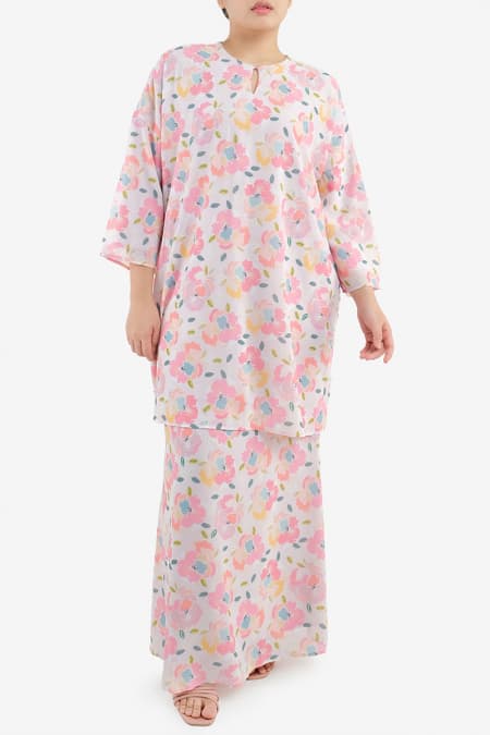 Girang Blouse & Skirt - Pink Flowery