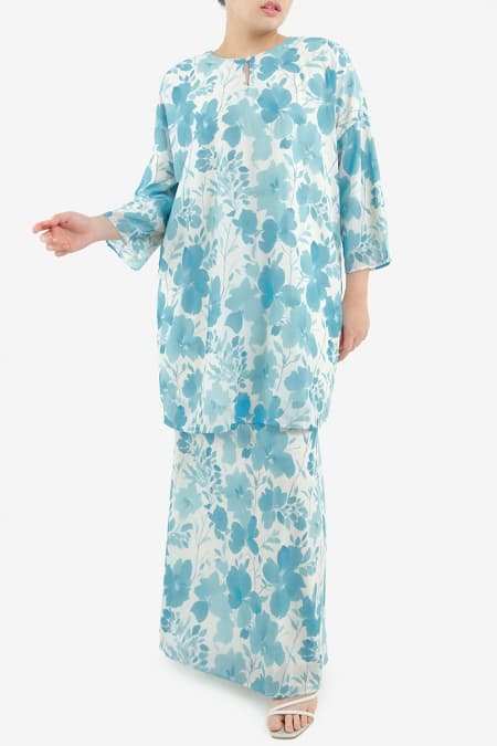 Girang Blouse & Skirt - Blue Flower Canvas