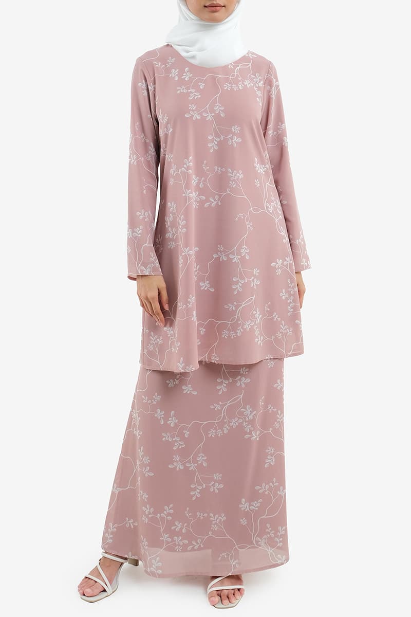 Gembira Blouse & Skirt - Dusty Pink Sprig - Image 1