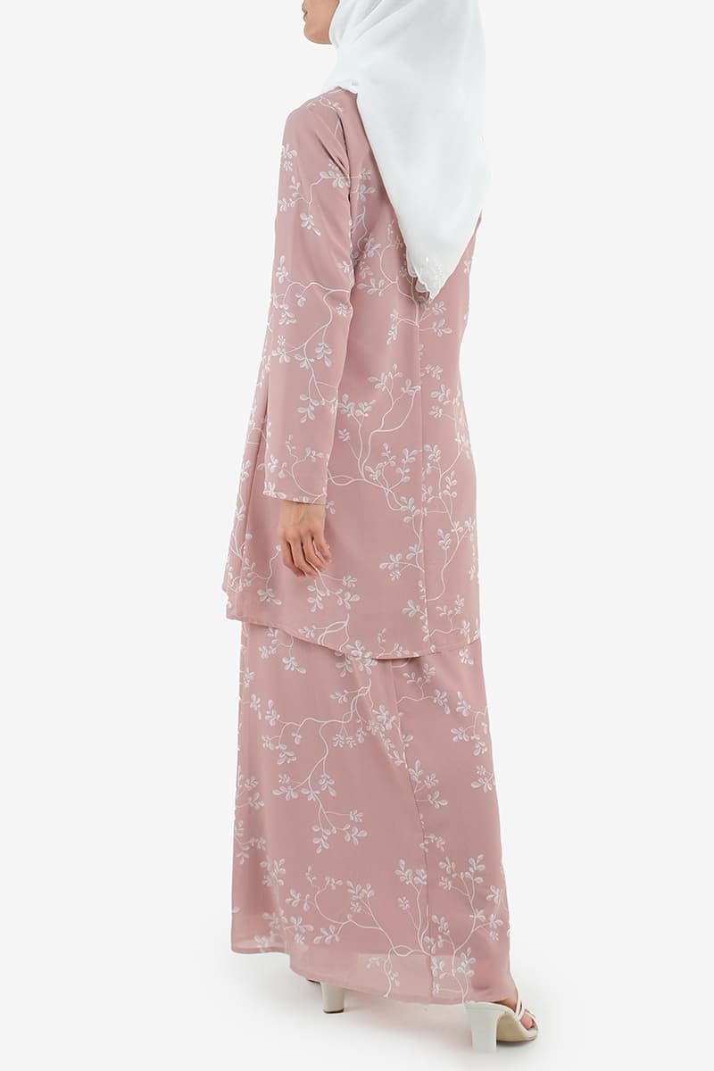 Gembira Blouse & Skirt - Dusty Pink Sprig - Image 4