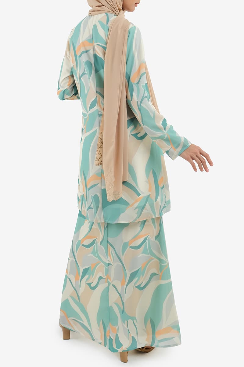 Gembira Blouse & Skirt - Mint/Beige Abstract - Image 4