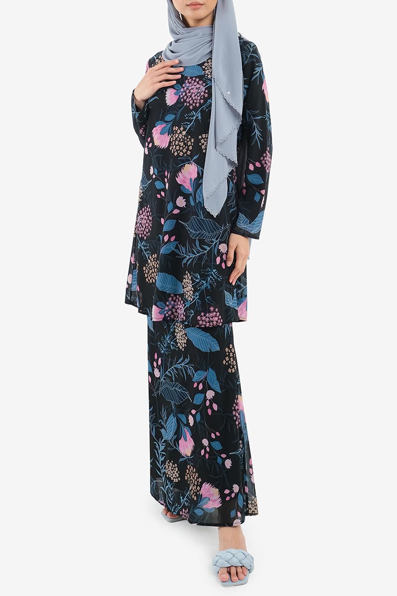 Gembira Blouse & Skirt - Black Safari - Image 1