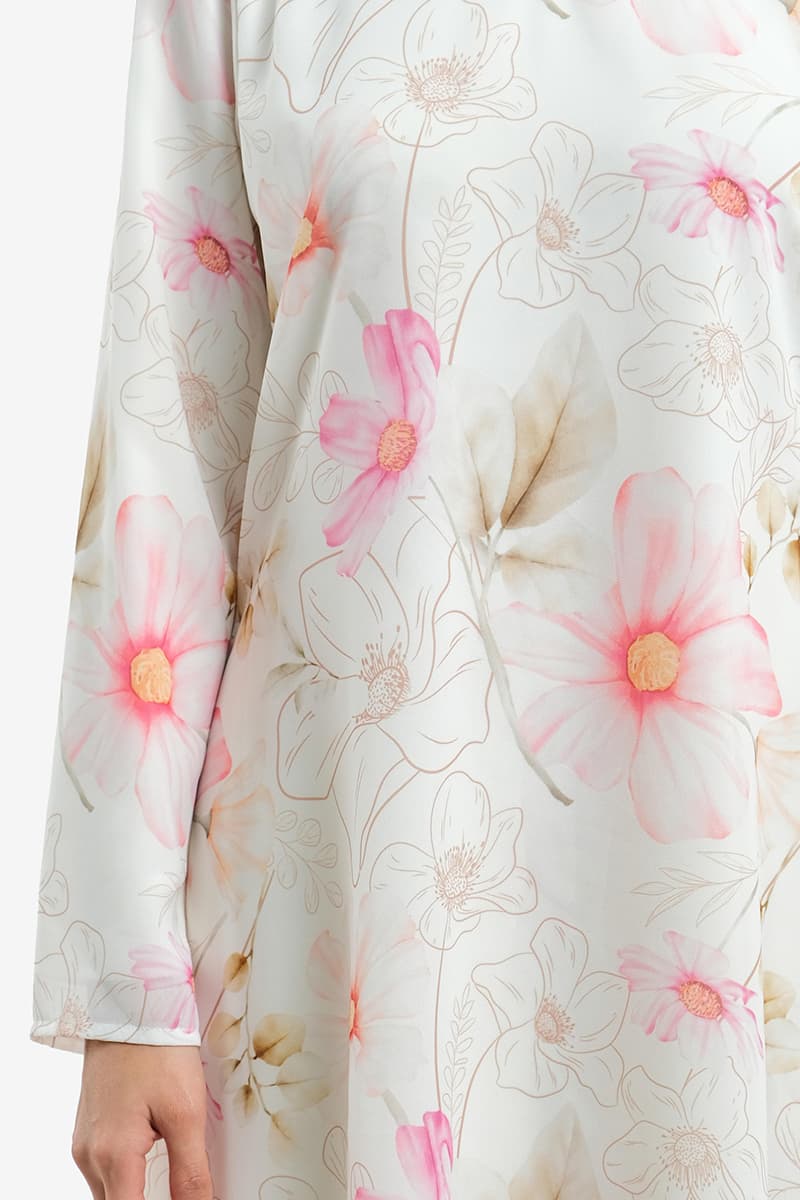 Gembira Blouse & Skirt - White Flower Potrait - Image 5