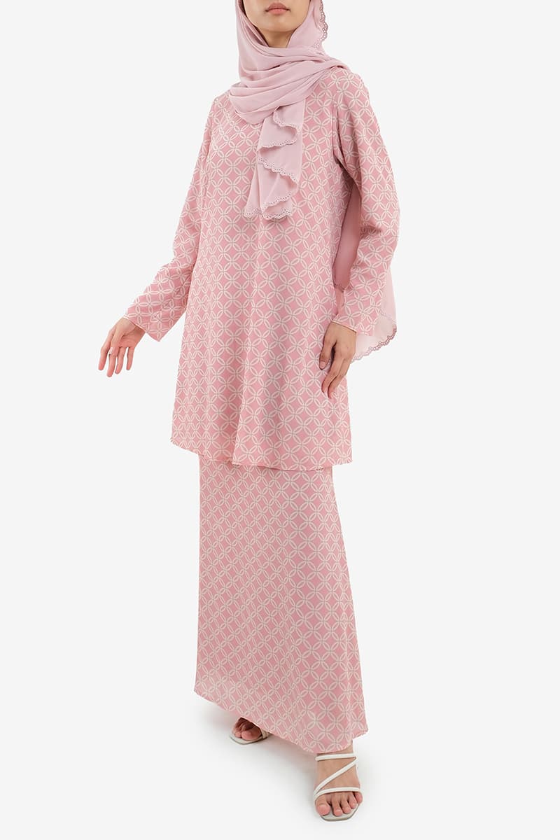 Gembira Blouse & Skirt - Pink Motif - Image 3