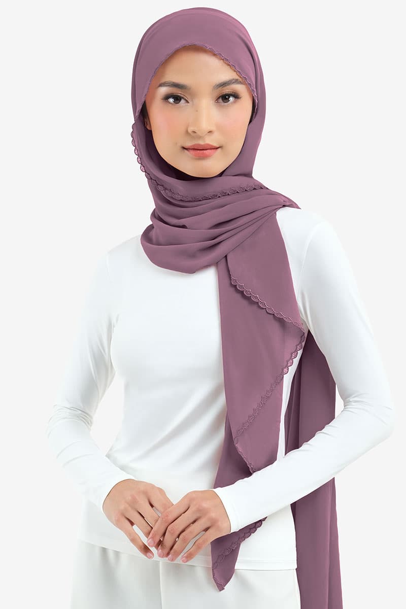 Aisyah Scallop Headscarf - Elder Berry - Image 1