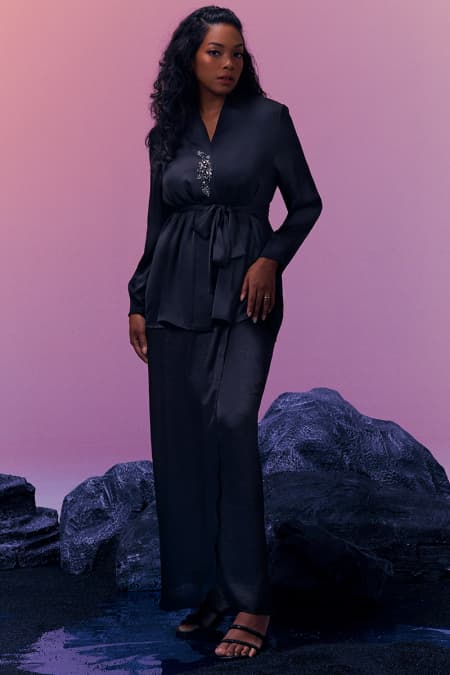 Basra Blouse & Skirt - Black