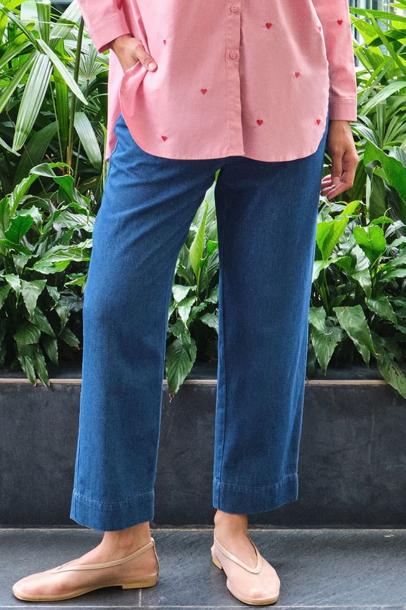 COTTON Hemera Mom Jeans - Medium Wash - Image 1