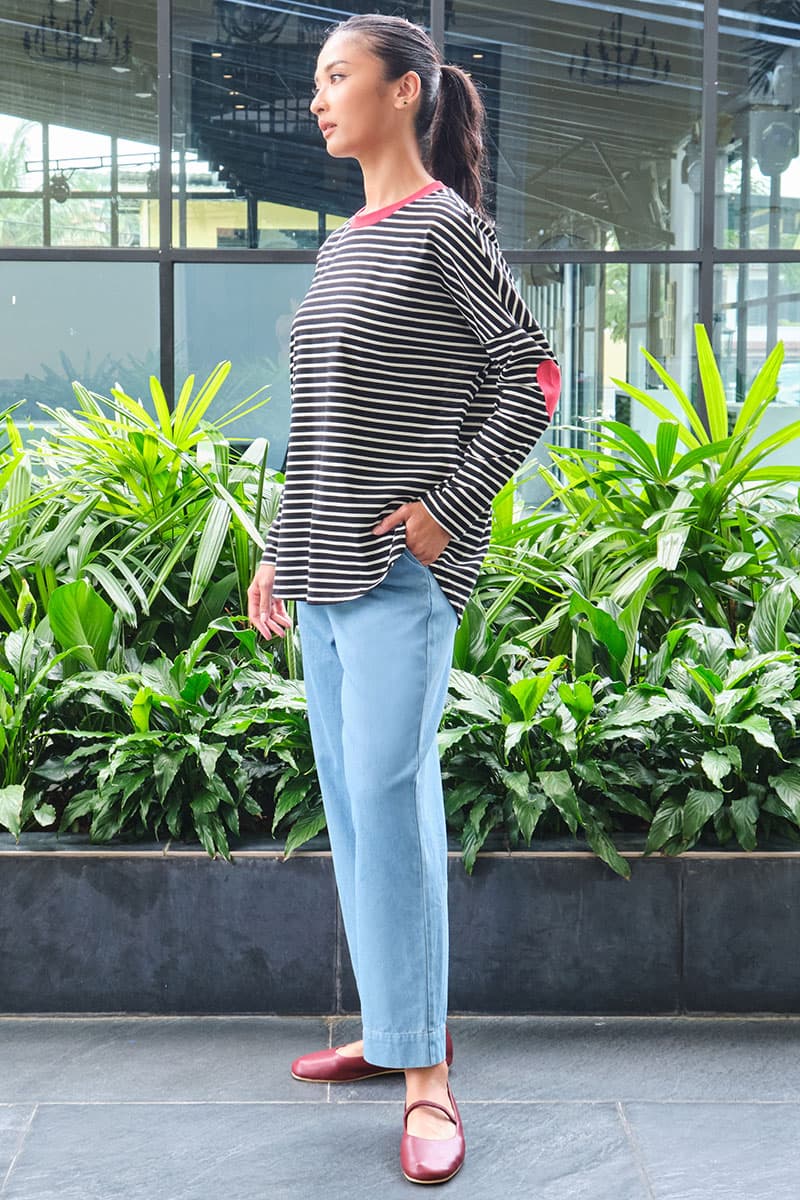 COTTON Hemera Mom Jeans - Light Wash - Image 3