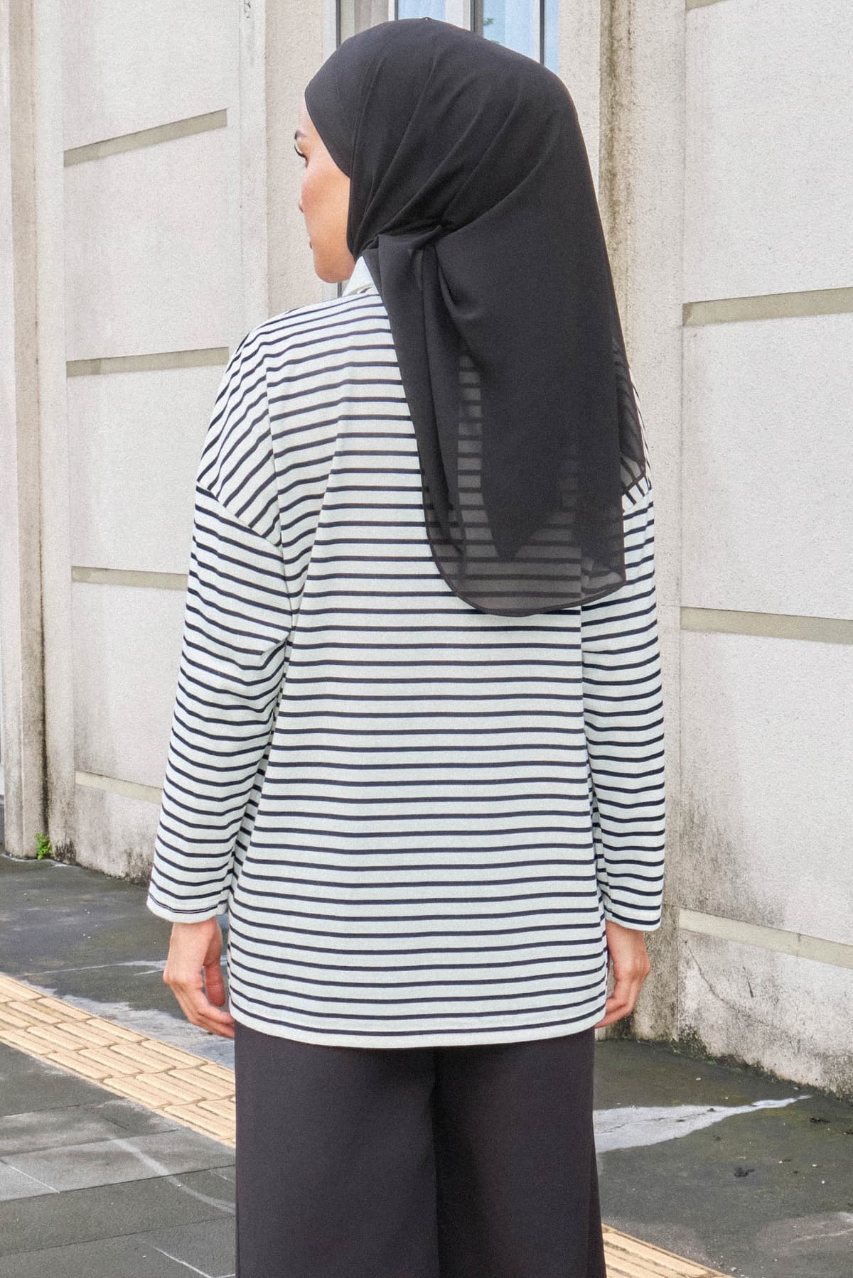 Darian Drop Shoulder Polo Top - White/Black Lines - Image 4