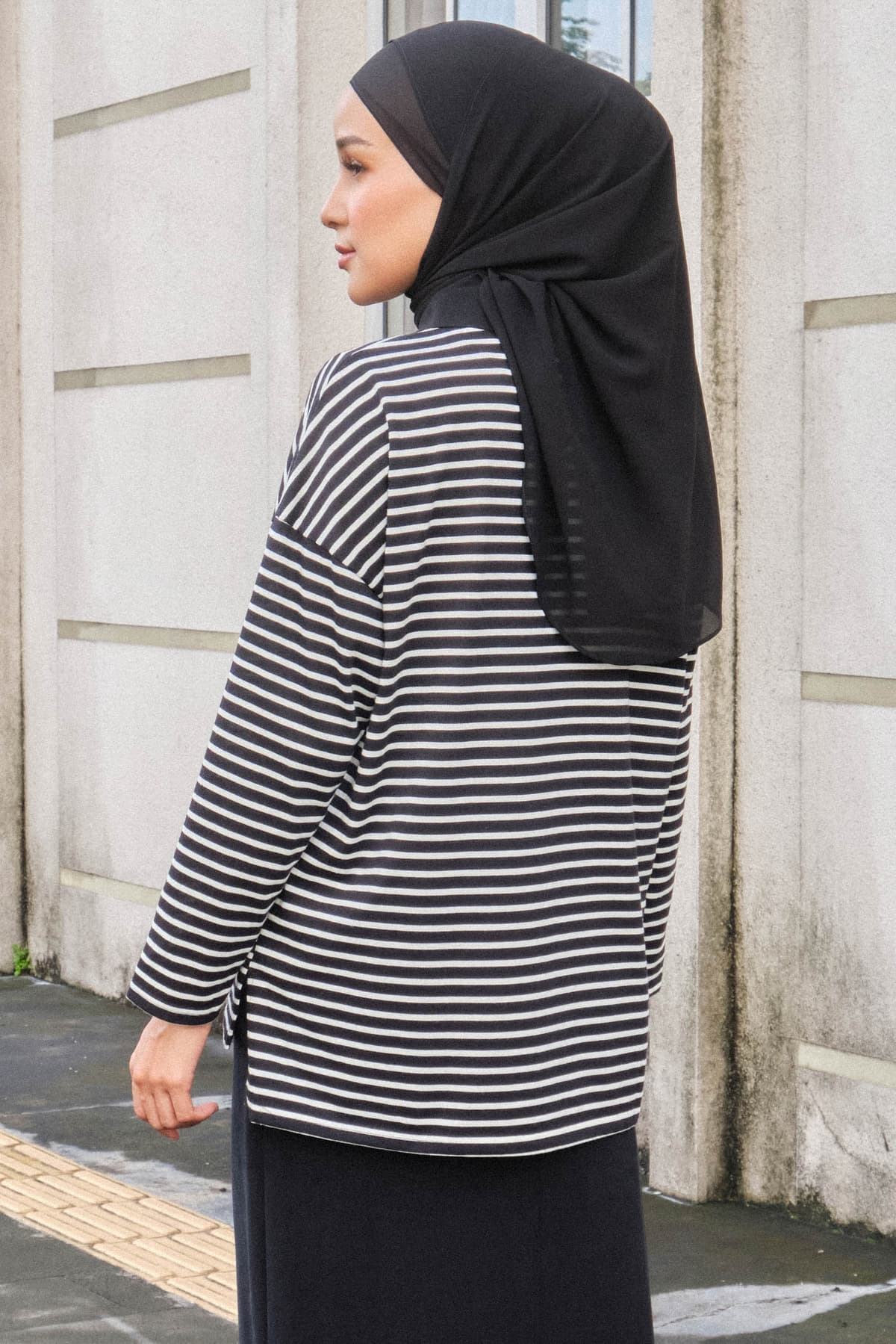 Darian Drop Shoulder Polo Top - Black/White Lines - Image 4