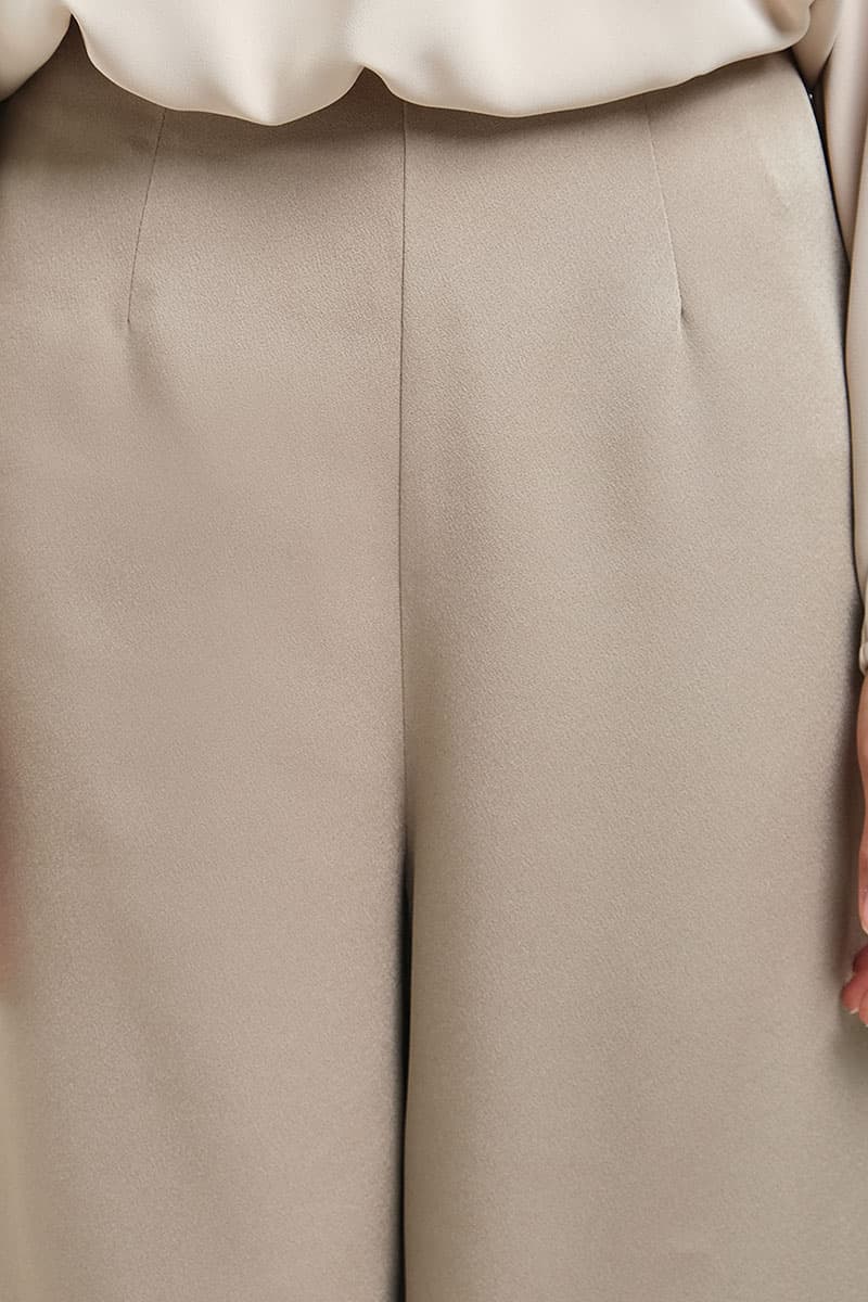 Manveer Wide Legged Pants - Silver Sage - Image 5