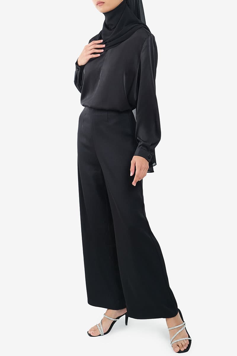 Manveer Wide Legged Pants - Black - Image 3