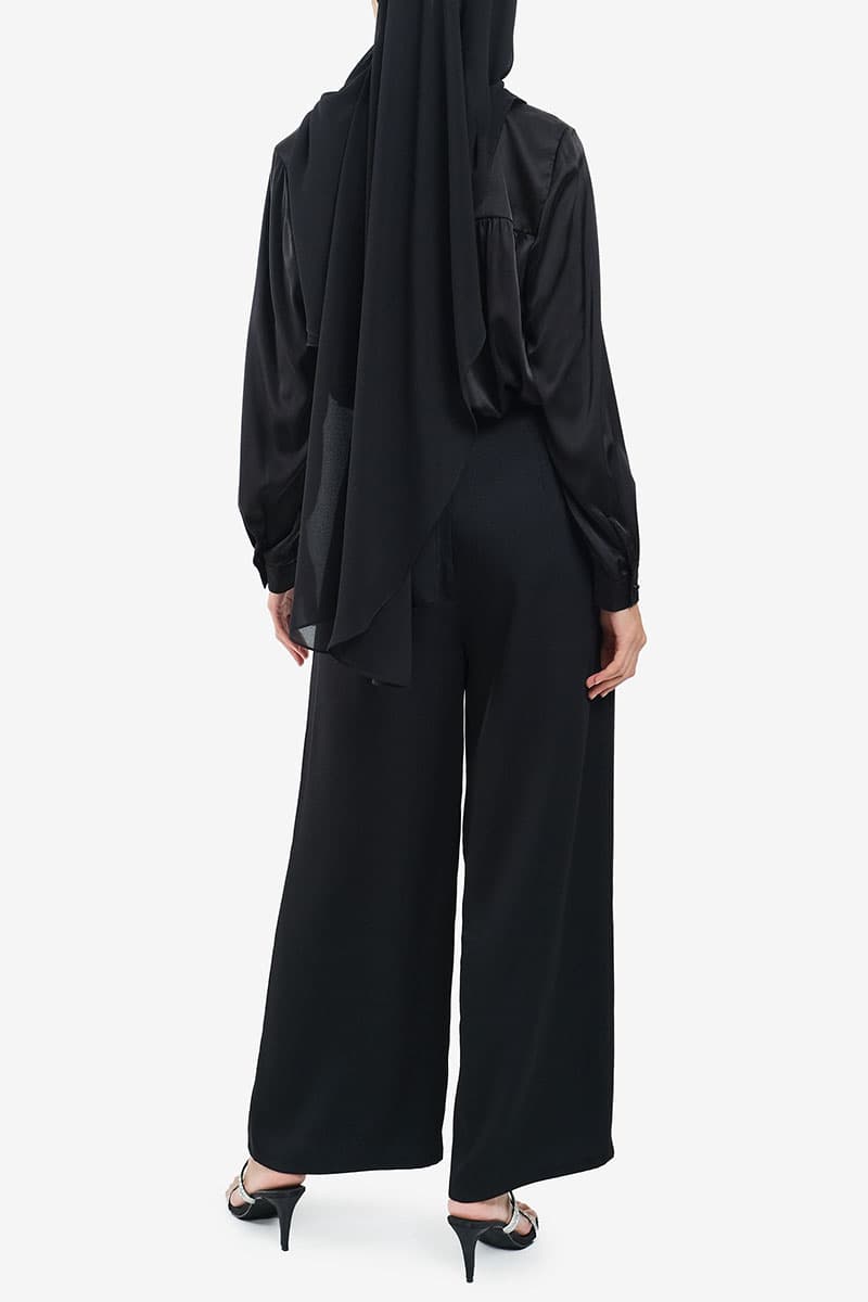 Manveer Wide Legged Pants - Black - Image 4