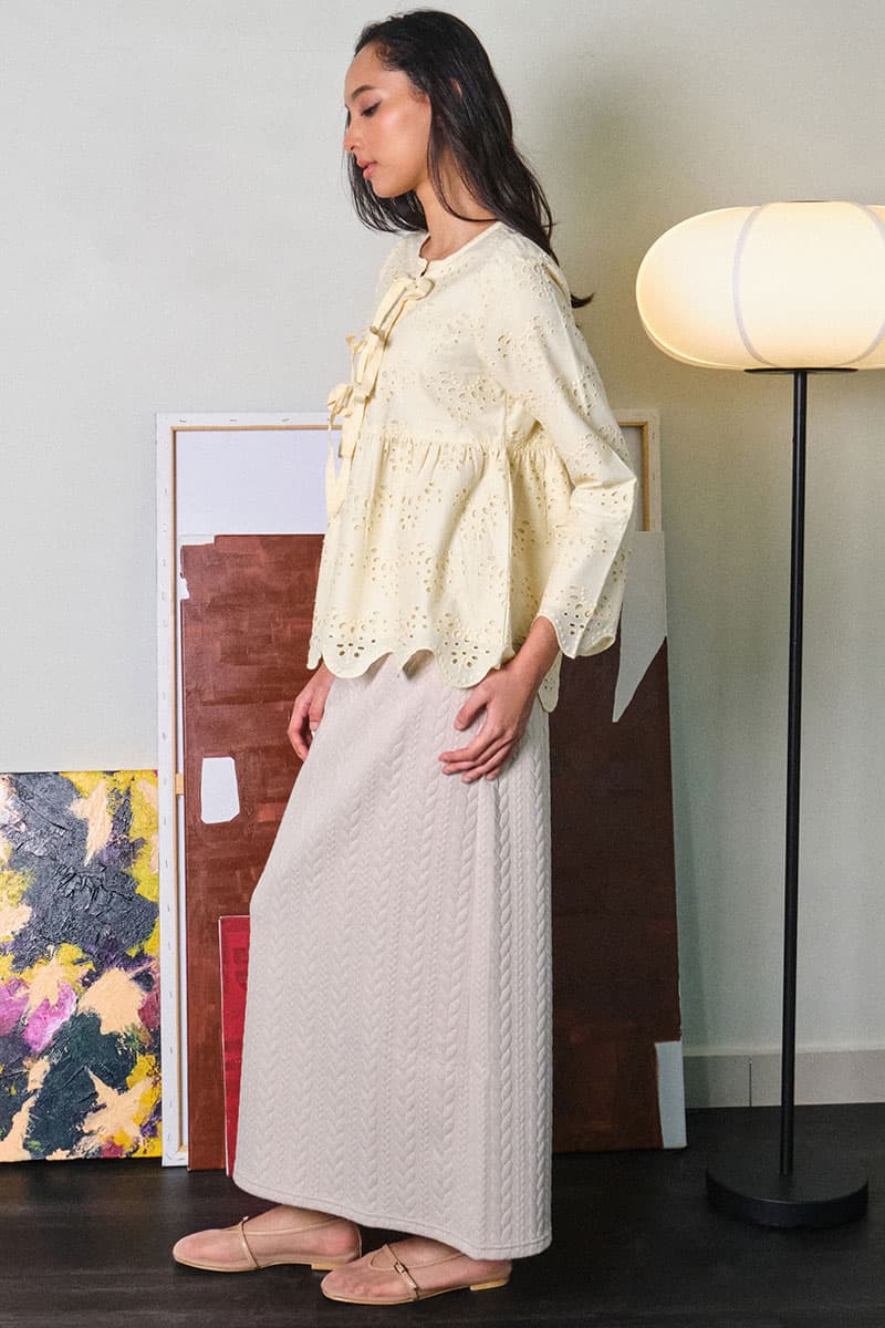 Sevilla Gathered Waist Blouse - Barley - Image 3