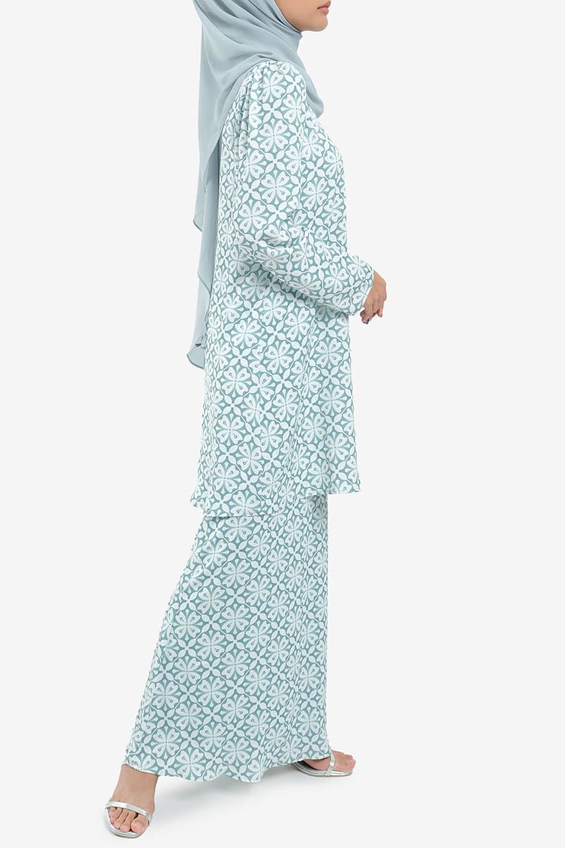 Jenab Puff Shoulder Blouse - Mint Motif - Image 4