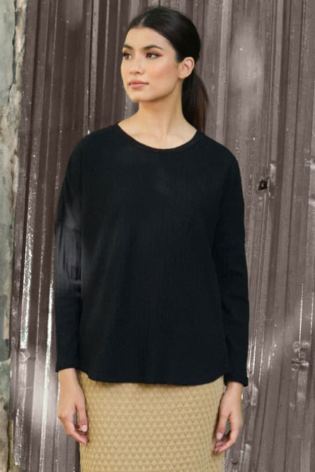 Mandisa Drop Shoulder Tee - Black