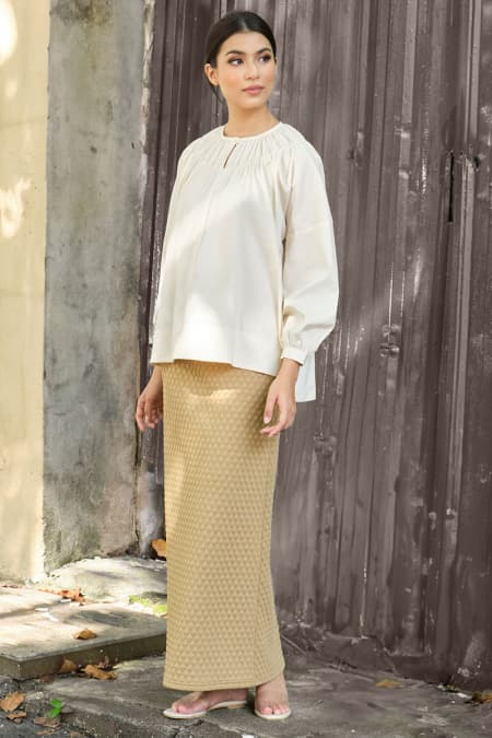 Daliah Drop Shoulder Blouse - Oatmilk