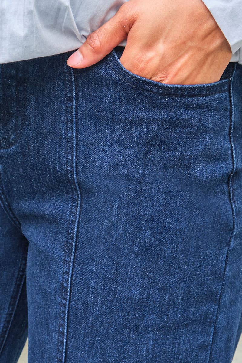 COTTON Muhsina Straight Cut Jeans - Dark Wash - Image 5