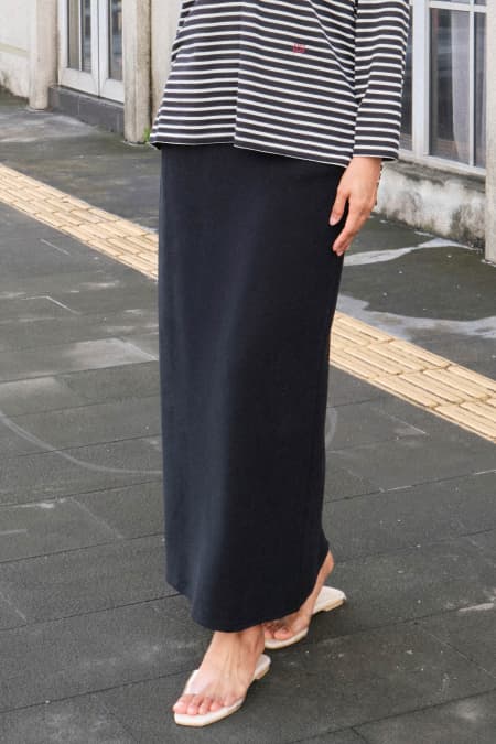 Urszula Pencil Skirt - Black