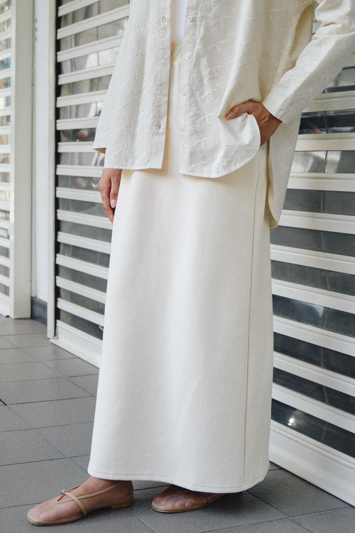 Urszula Pencil Skirt - Ecru - Image 1