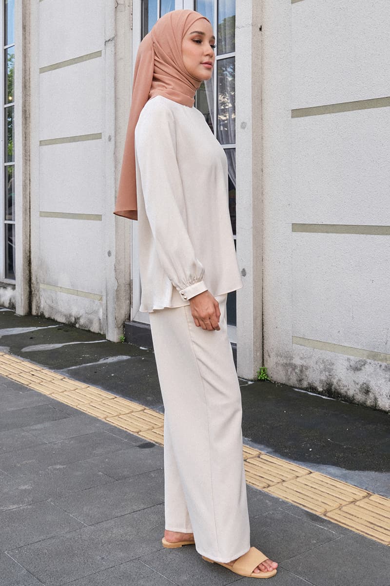 Munya Flared Blouse - Oatmilk - Image 3