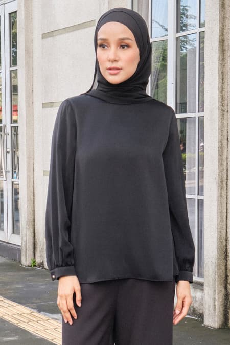 Munya Flared Blouse - Black