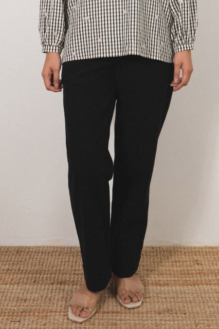 Xulia Straight Cut Pants - Black
