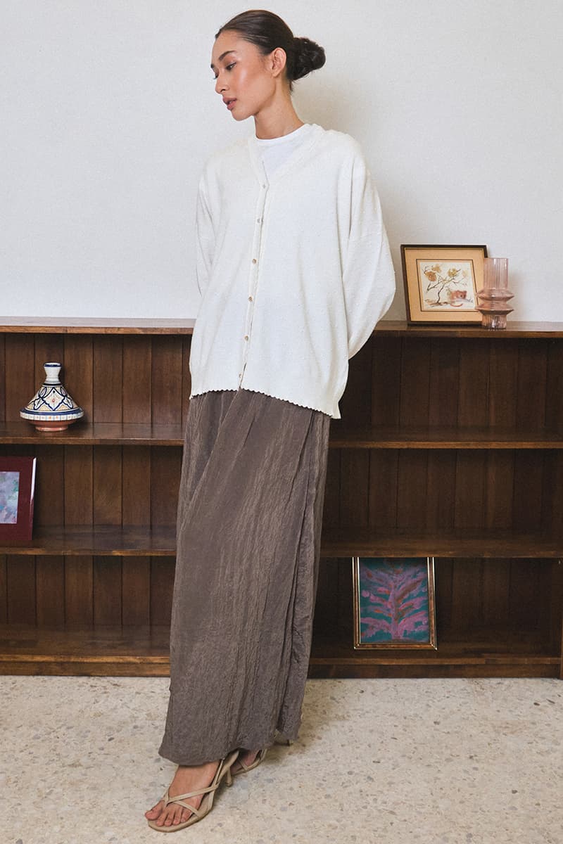 Wisama Drop-Shoulder Cardigan - White - Image 3