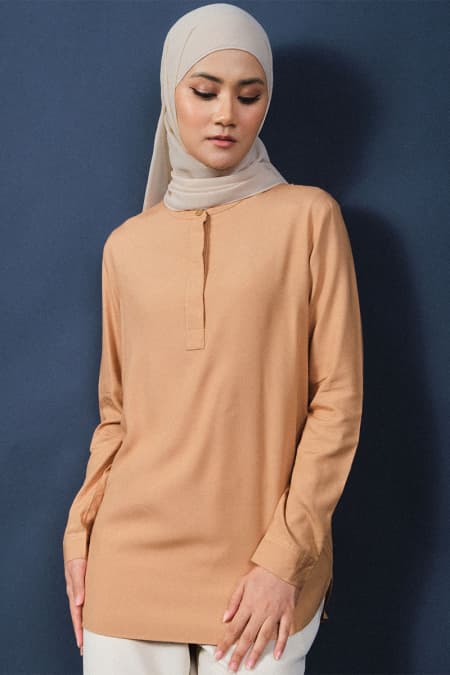 Haidence The Henley Popover Blouse 2.0 - Sand