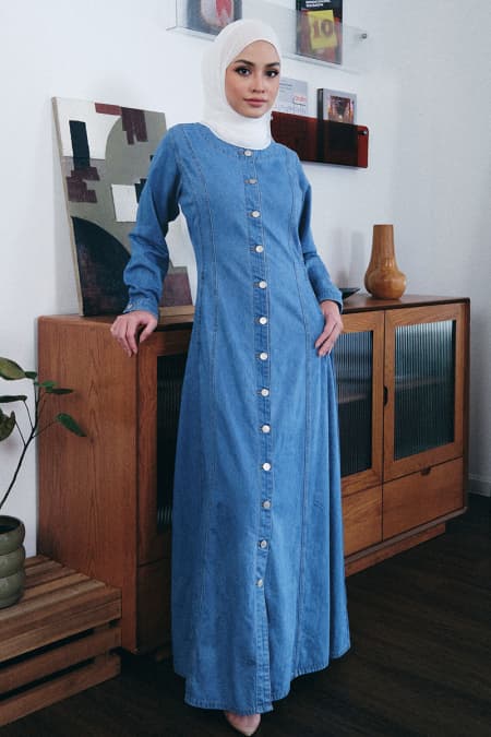 COTTON Shalika Front Button Dress - Medium Wash