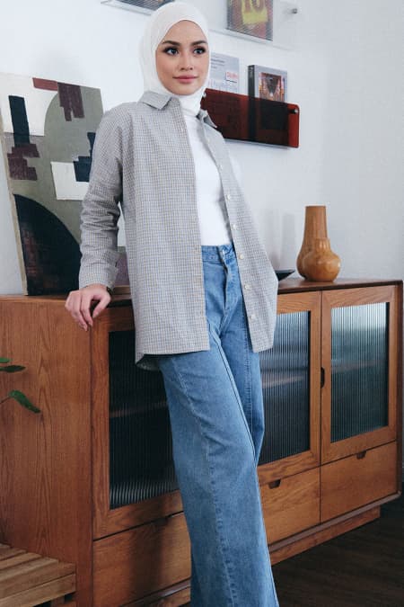 Zaima Front Button Shirt - Beige/Blue Check