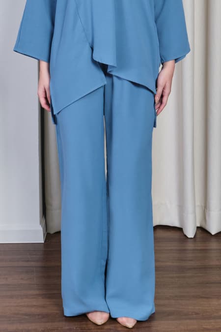 Ford Straight Cut Pants - Blue