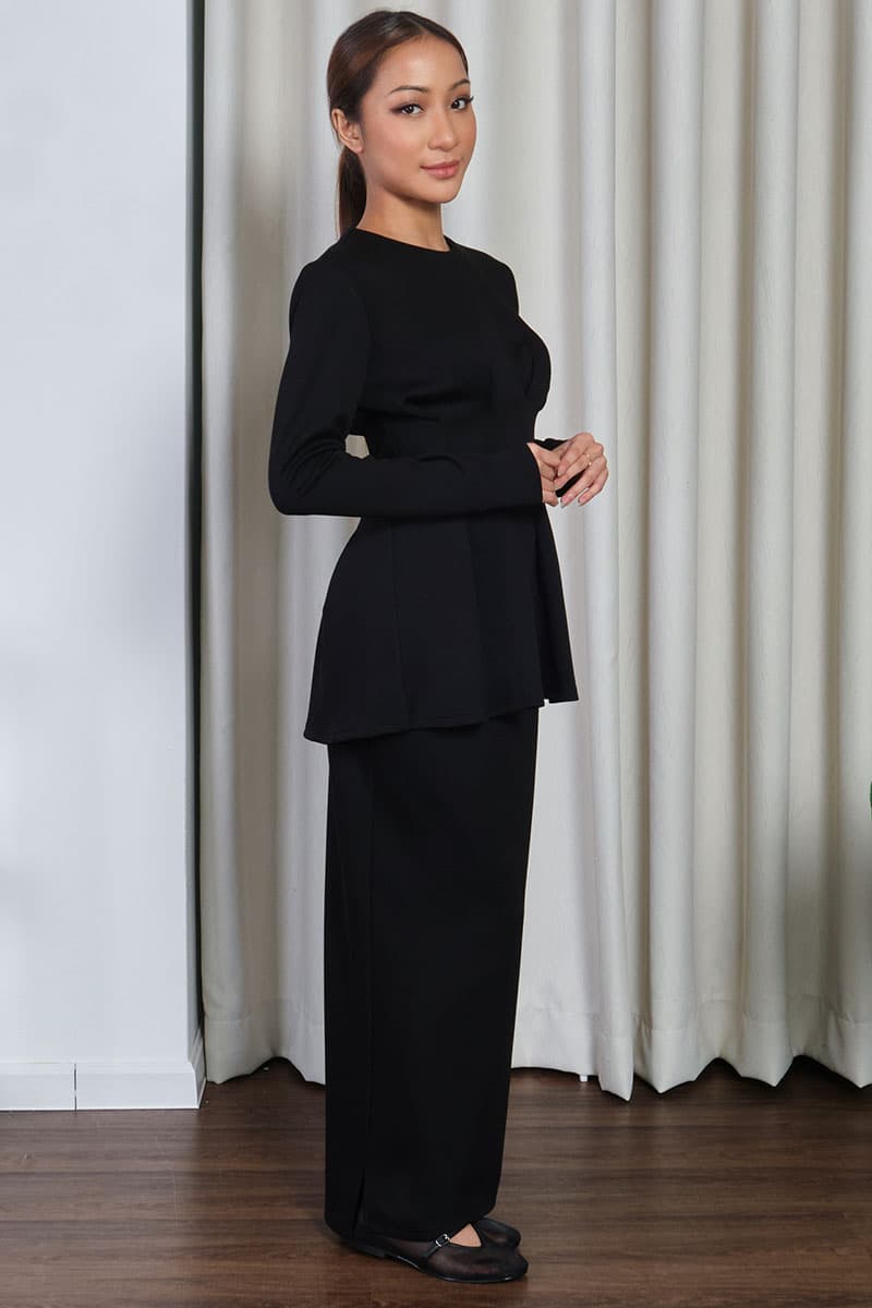 Denver Gathered Waist Blouse - Black - Image 3