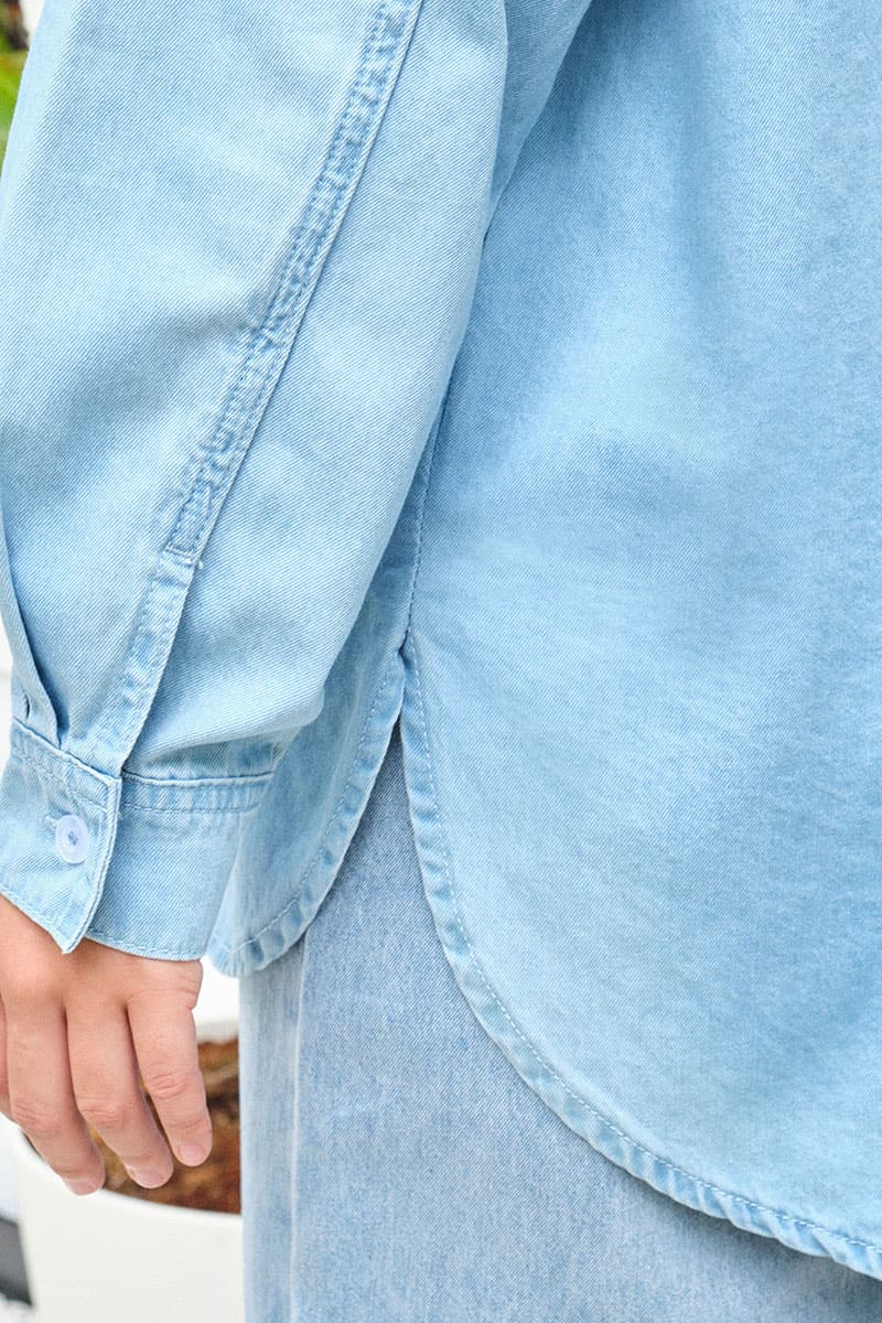 Naqiyah Front Button Shirt - Light Wash - Image 6