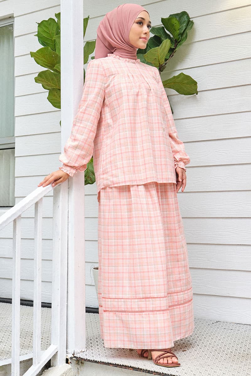 Sydney Puff Shoulder Blouse - Peach Check - Image 3