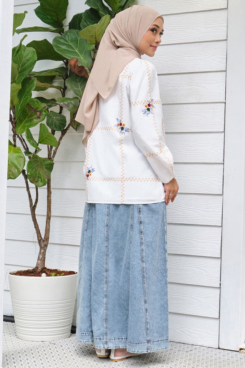 COTTON Joel Front Button Skirt - Acidic Wash - Image 4