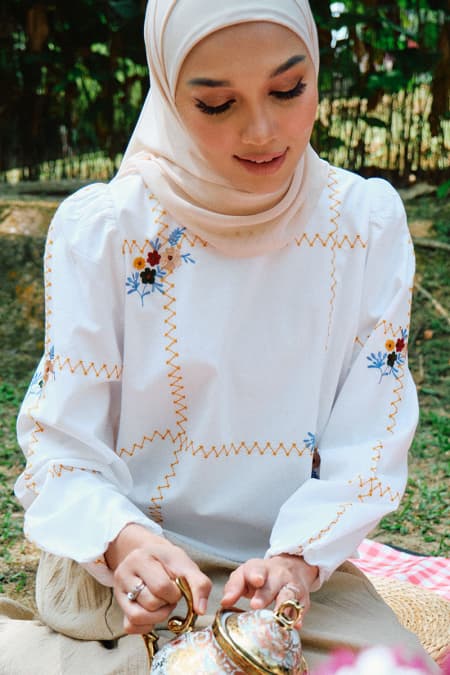 Rhythm Puff Shoulder Blouse - White