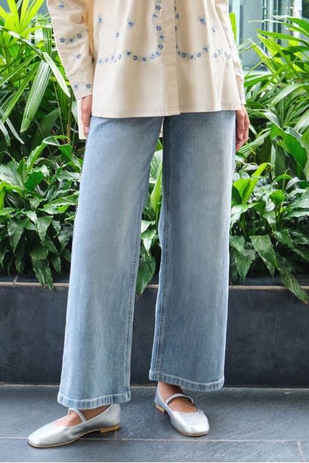 COTTON Lennox Straight Cut Jeans - Light Wash