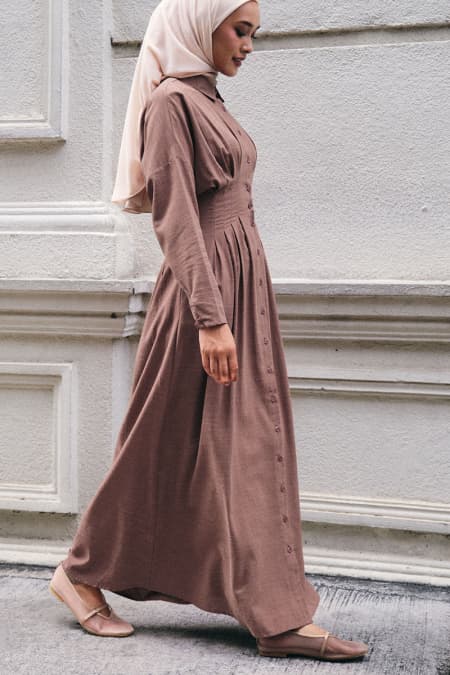 Carter Pleated Waist Dress - Dark Mocha
