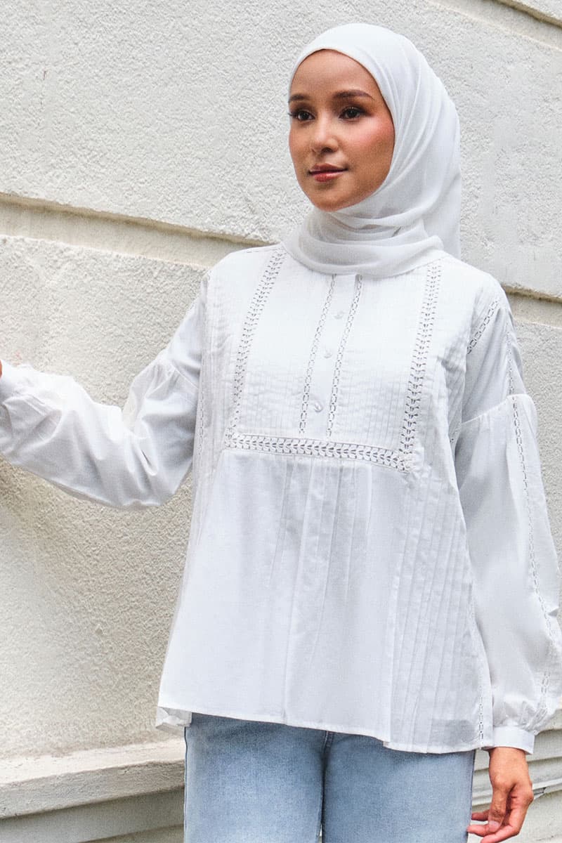 Hunter Henley Blouse - White - Image 1