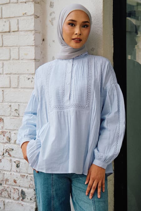 Hunter Henley Blouse - Ice Blue