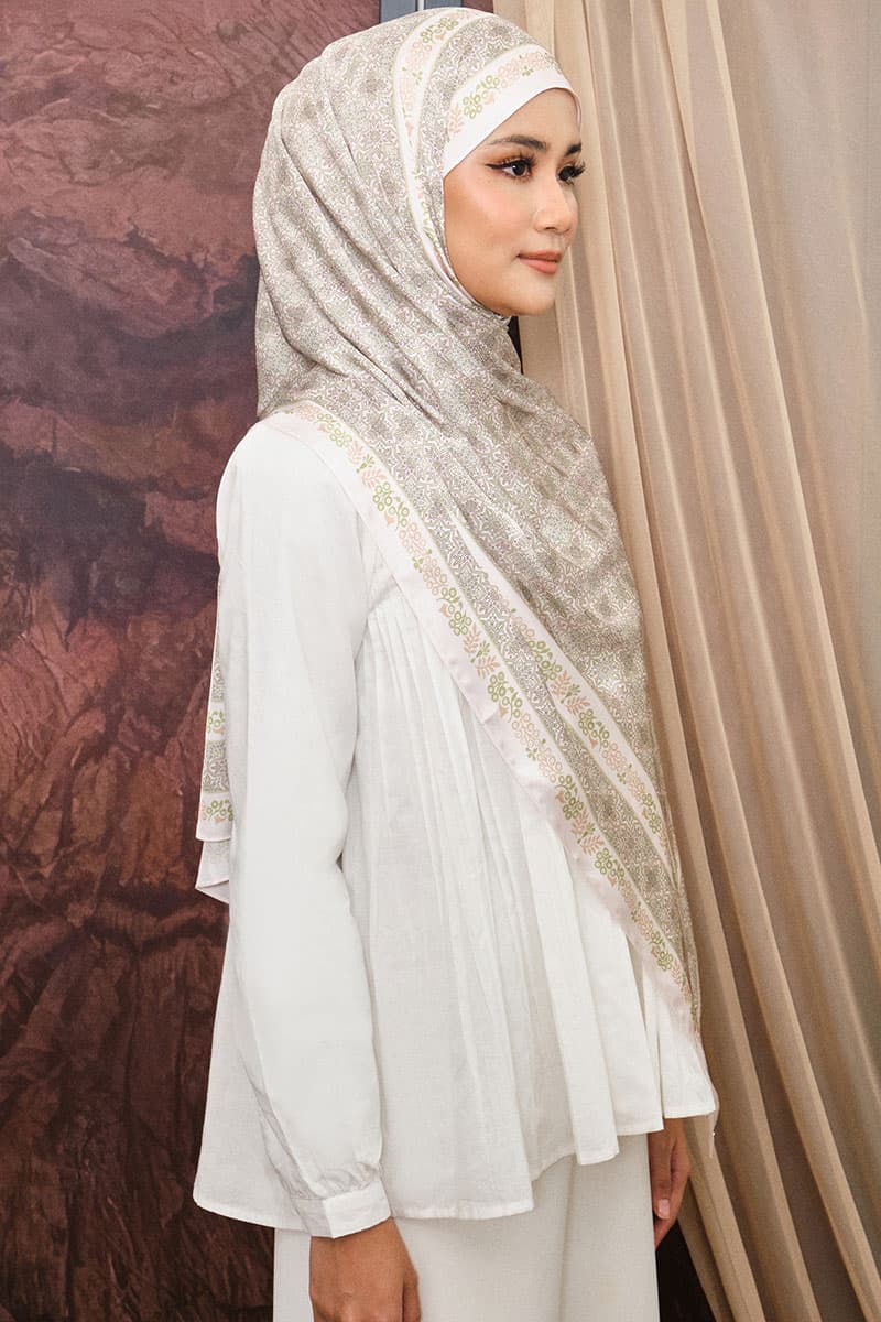 Thuraya Satin Rectangle Headscarf - Nude/Fern - Image 2