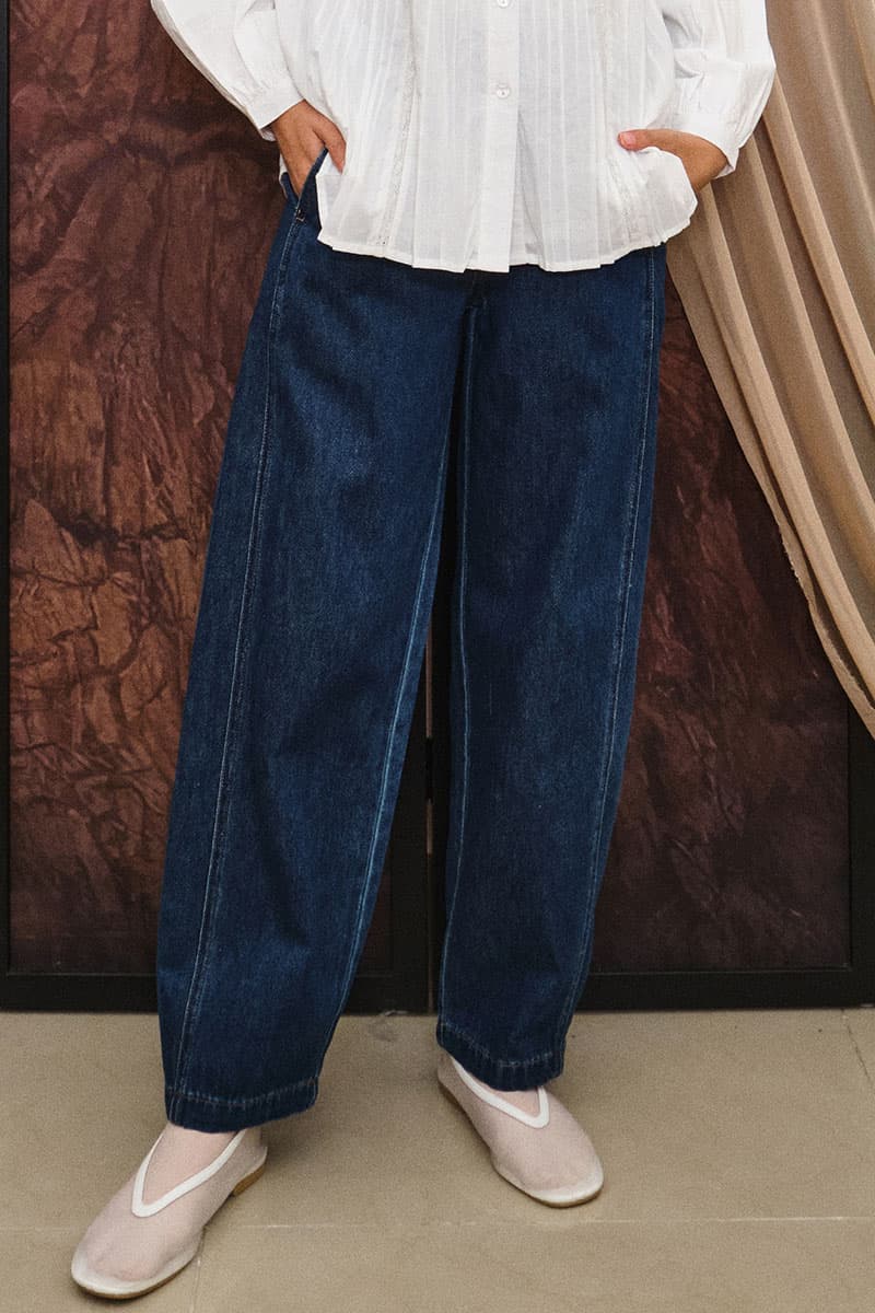 Chester Mom Jeans - Dark Wash - Image 1