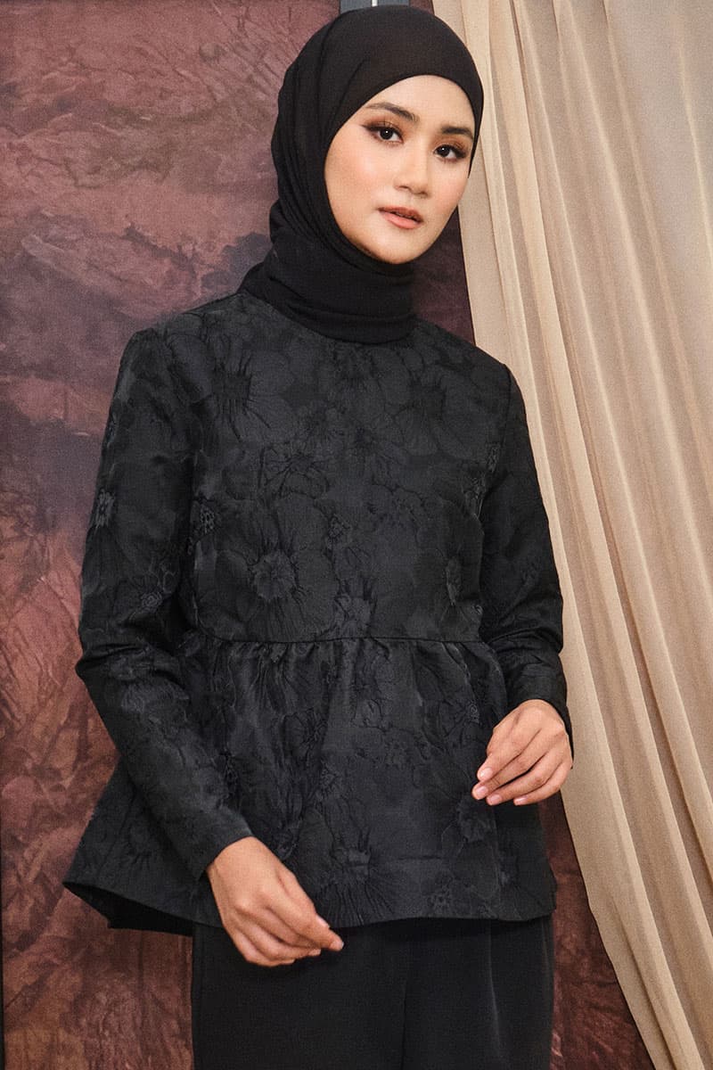 Kayson Gathered Waist Blouse - Black - Image 1