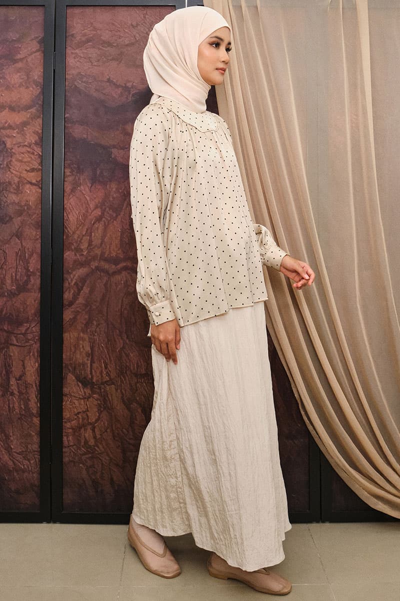 Bradley Flared Blouse - Beige Polka - Image 3